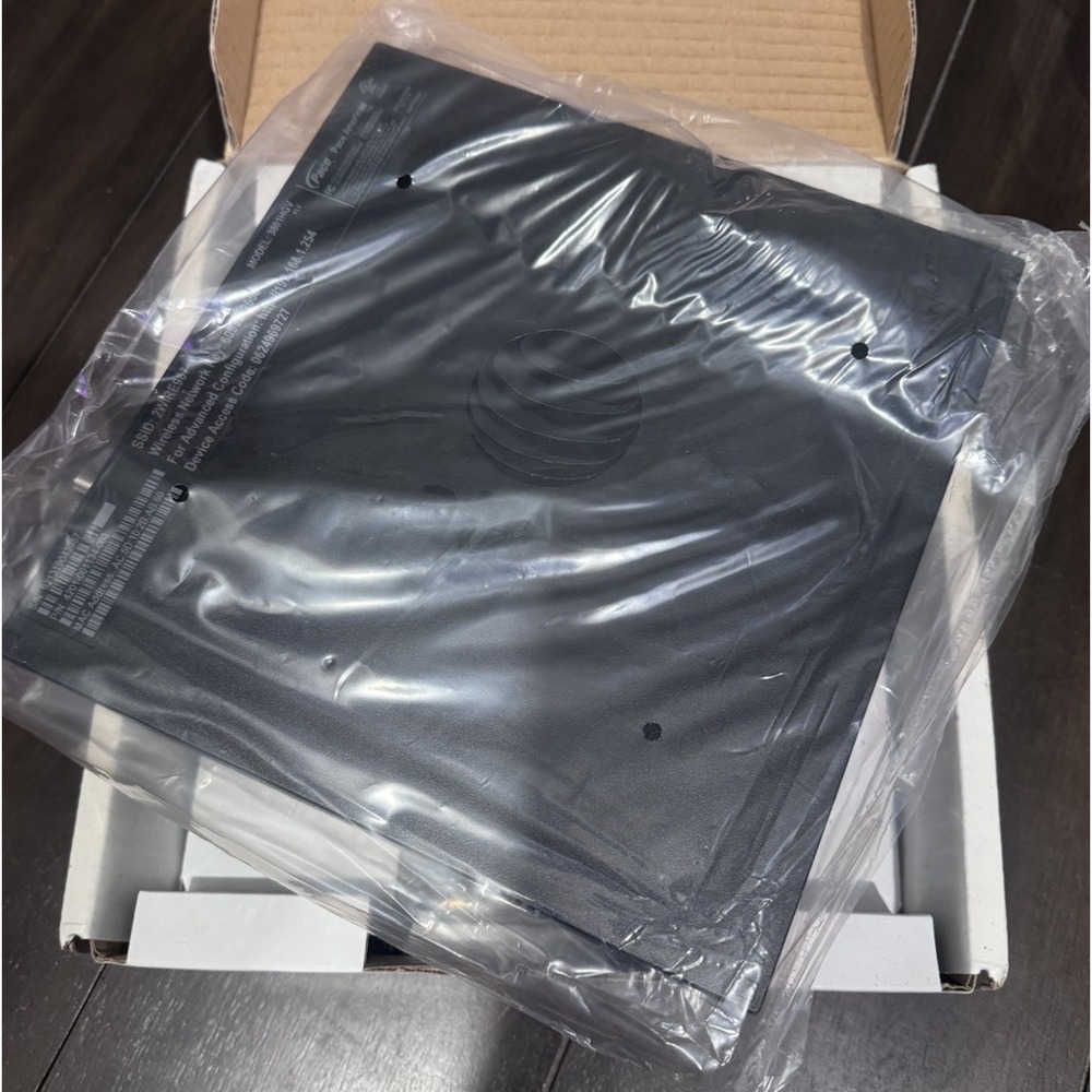 2Wire 3801HGV 4-Port 10/100 Wireless G Router